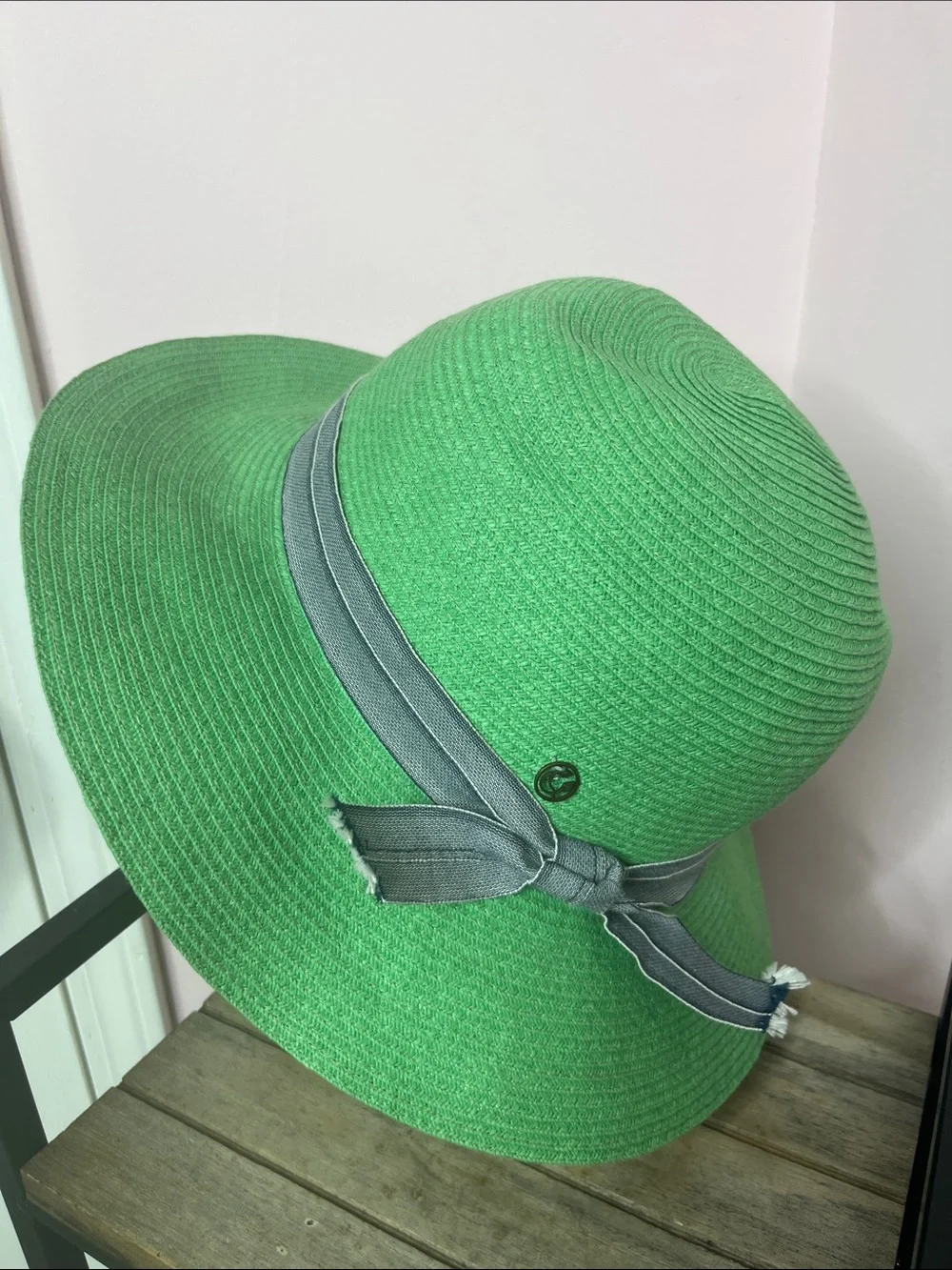 Chaos Green Sun Hat with Denim Blue Band